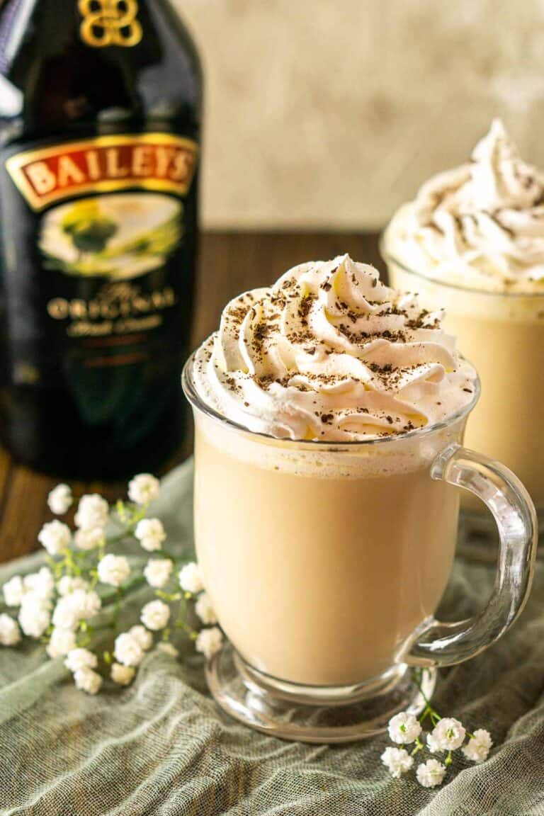 Baileys Latte (Hot or Iced) - Burrata and Bubbles